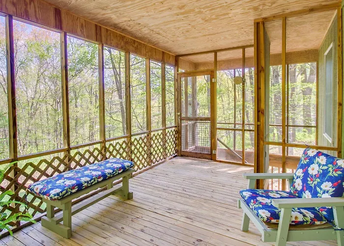 Shenandoah National Park: Cabin W/ Patio!