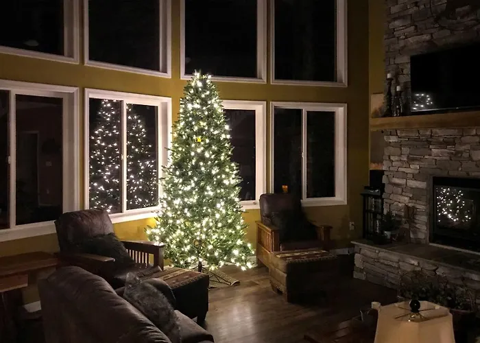 Family-Friendly Massanutten Home W/ Slope Views!
