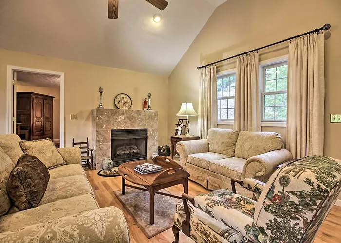 Resort Home On Mountain Golf Course W/ Deck & View